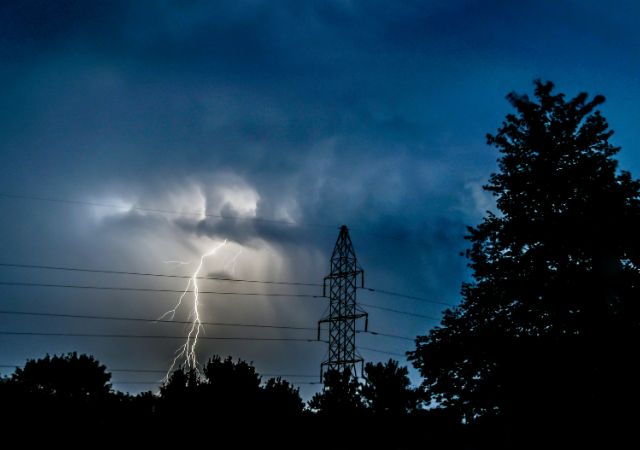Storm Preppers - How to Prepare for a Power Outage